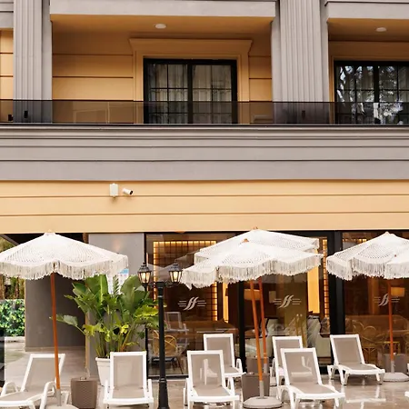 Fafa Sun - Adults Only * Golem (Tirana)