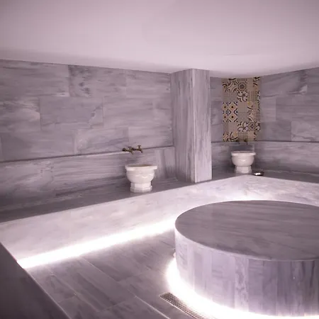 Fafa Sun - Adults Only