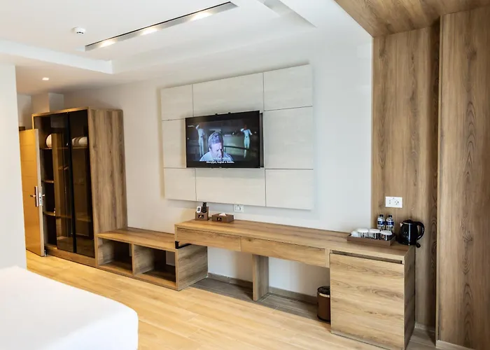 Fafa Sun - Adults Only Hotel Golem (Tirana)